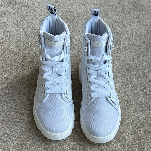 Doc Martens Mono White Poly Casual Combat Boots Air Wair Women’s size 10 - Picture 3 of 10